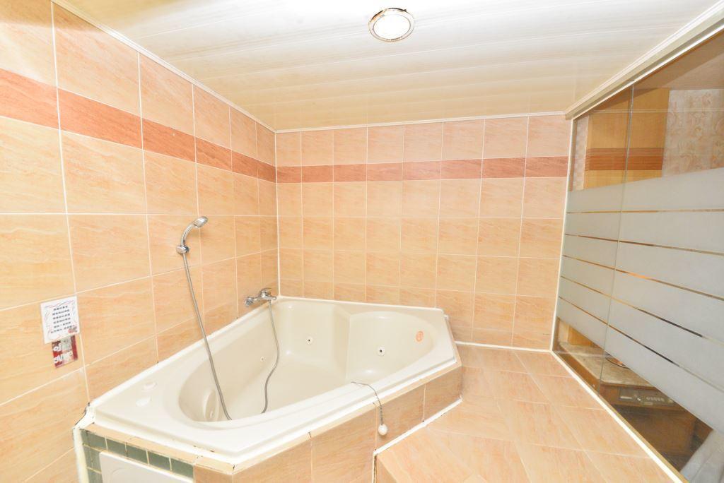 Paiwei Motel Tainan Bagian luar foto