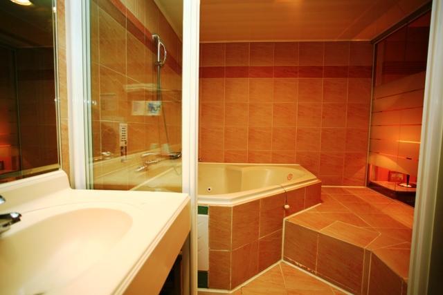 Paiwei Motel Tainan Bagian luar foto